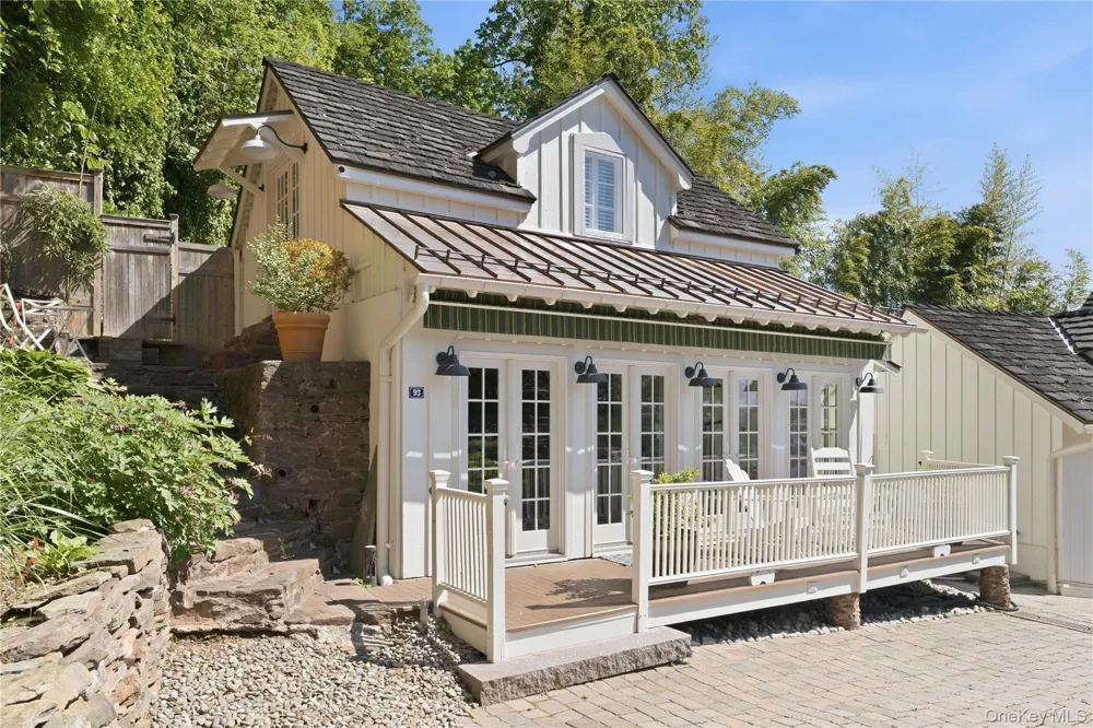 91 River Road Nyack, NY 10960