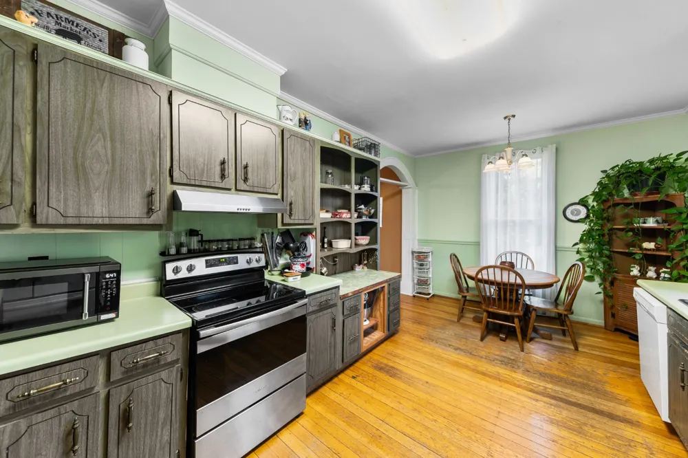 1586 Main St Lynnville, TN 38472