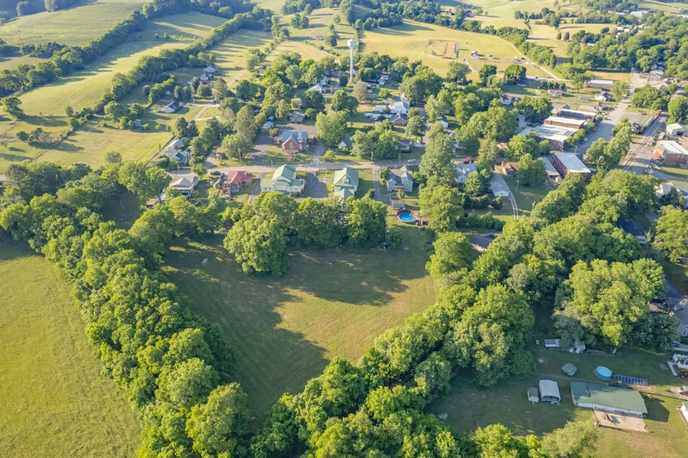 1586 Main St Lynnville, TN 38472