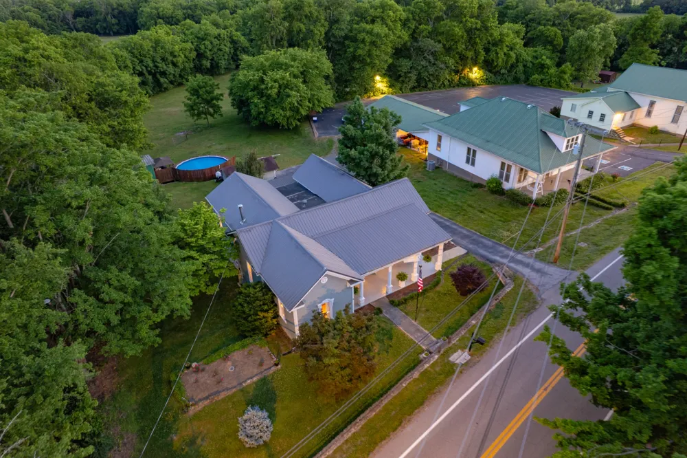 1586 Main St Lynnville, TN 38472