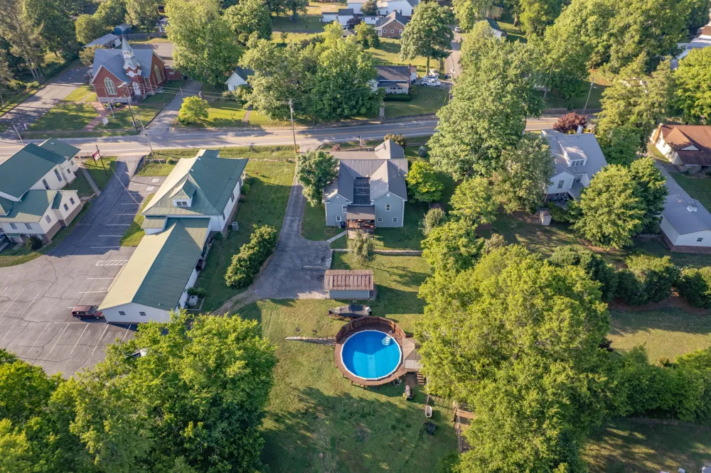 1586 Main St Lynnville, TN 38472