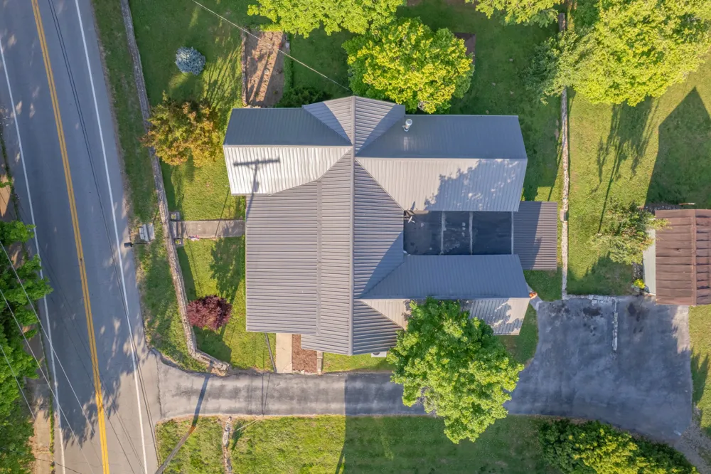 1586 Main St Lynnville, TN 38472