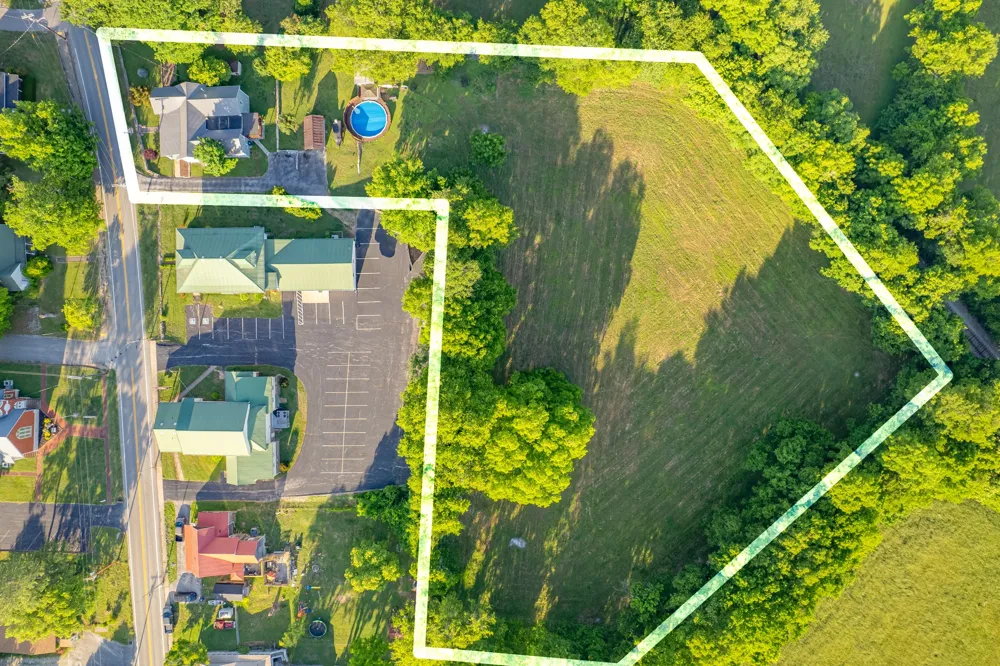1586 Main St Lynnville, TN 38472