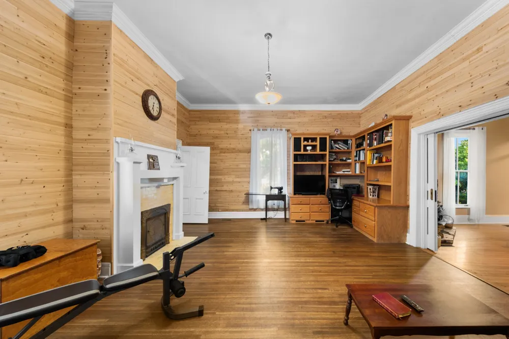 1586 Main St Lynnville, TN 38472
