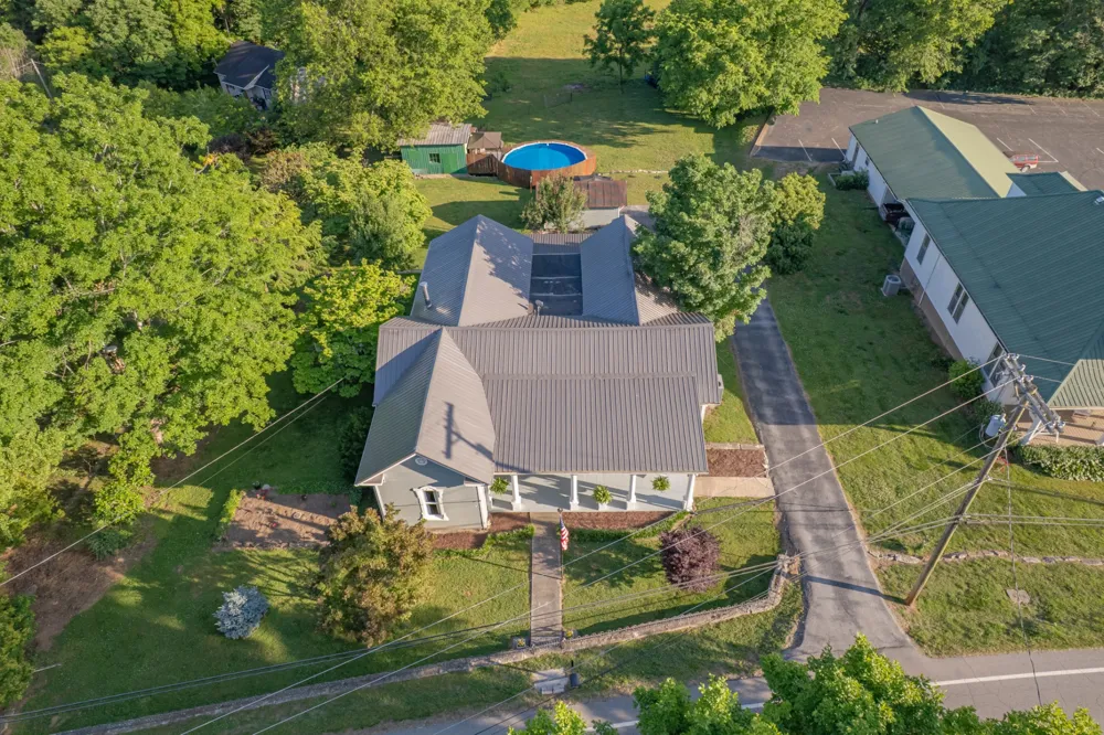 1586 Main St Lynnville, TN 38472