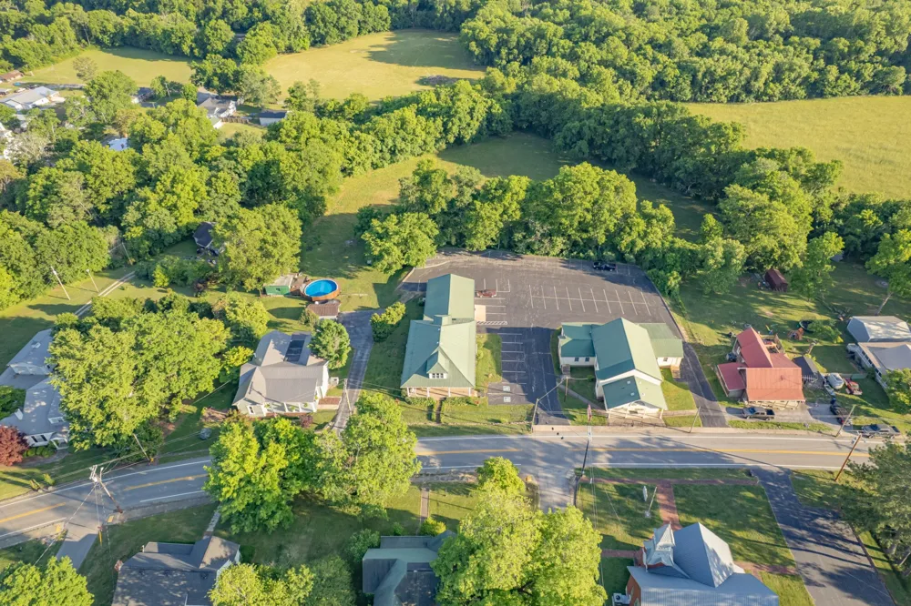 1586 Main St Lynnville, TN 38472