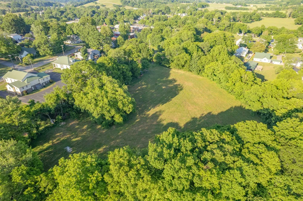 1586 Main St Lynnville, TN 38472