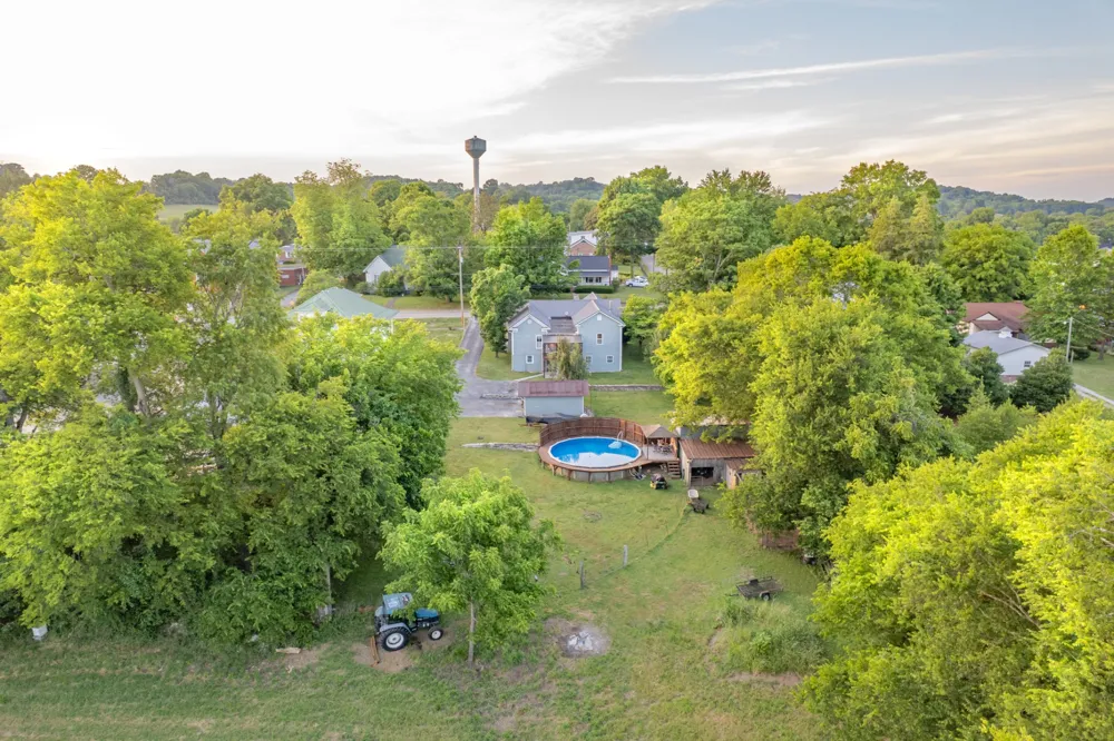 1586 Main St Lynnville, TN 38472