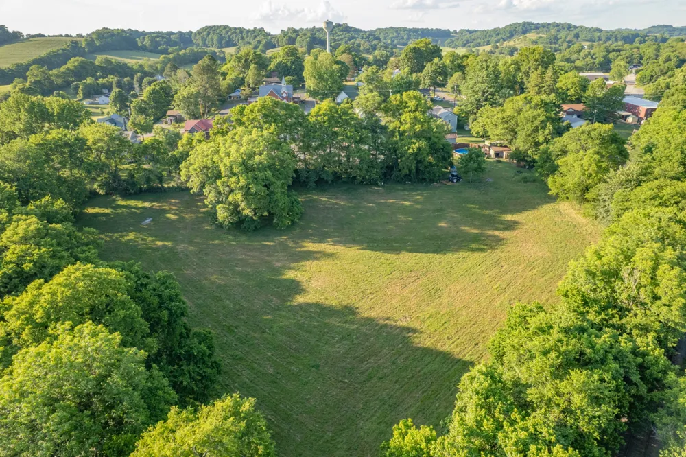 1586 Main St Lynnville, TN 38472