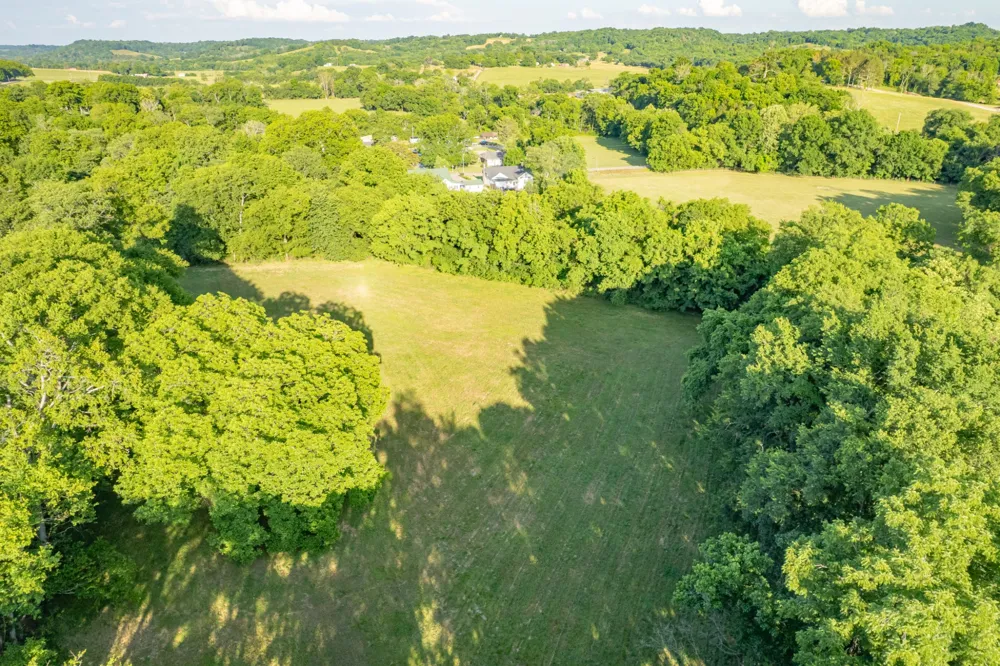 1586 Main St Lynnville, TN 38472