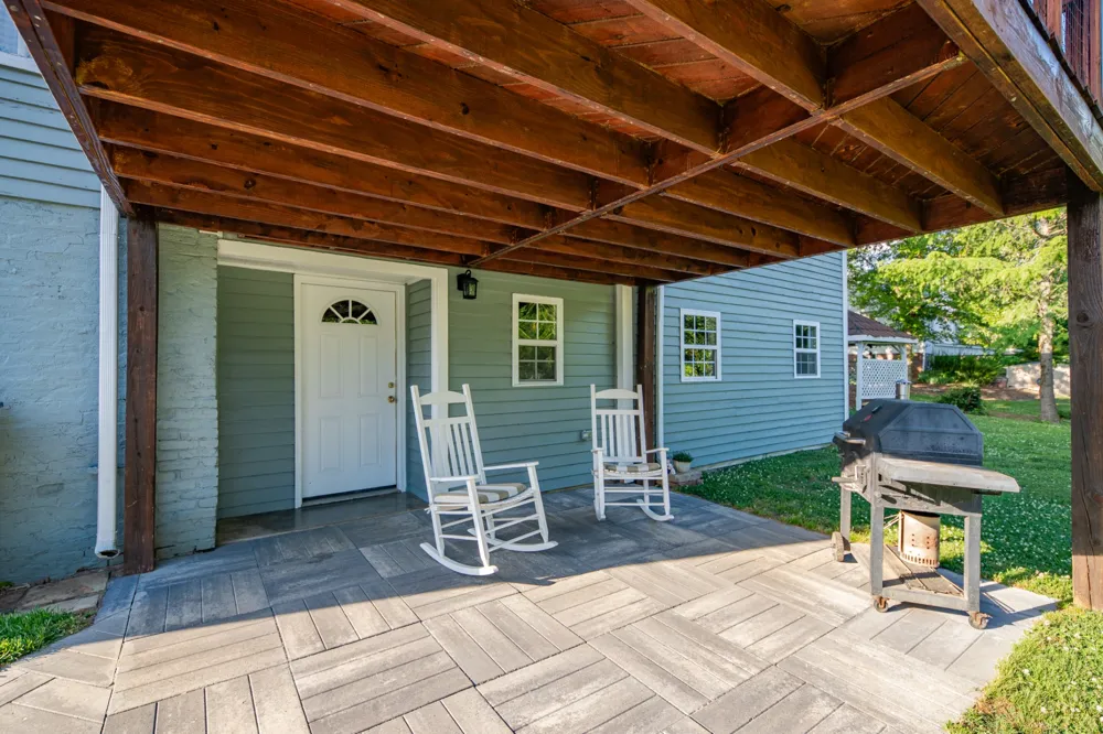 1586 Main St Lynnville, TN 38472