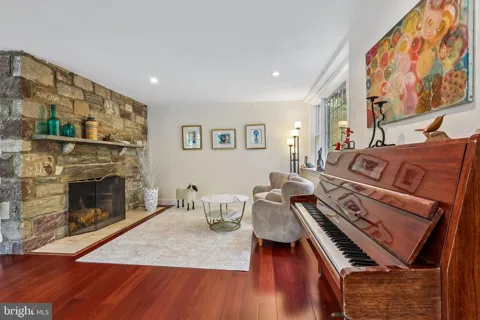 1223 HAGYS FORD ROAD