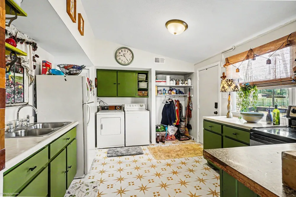 4997 Lucinda Drive Mills Township, MI 48756