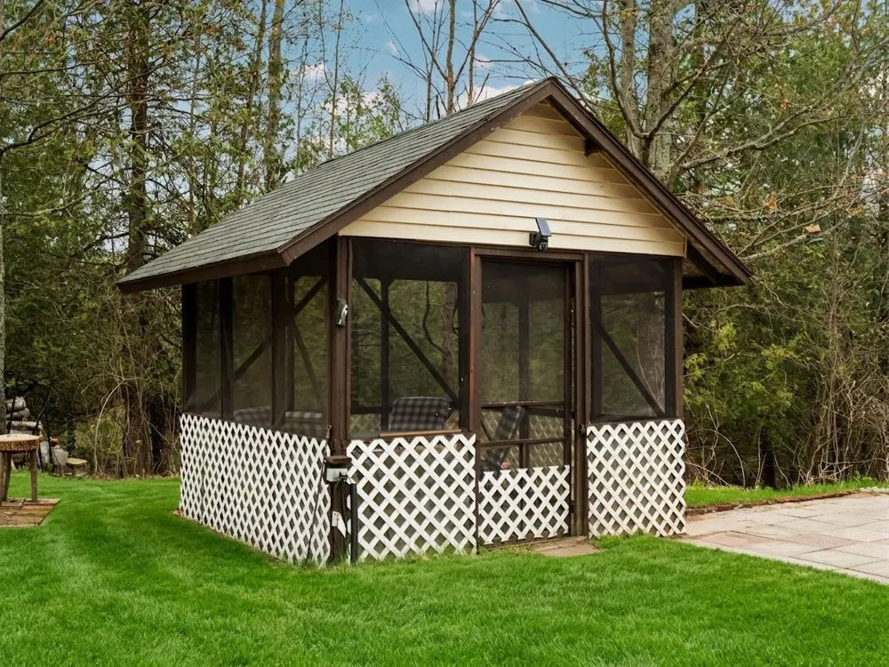 11012 31 ROAD Greenwood Township, MI 49649