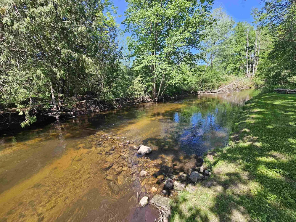 2071 E Ludington Avenue Grant Township, MI 48617