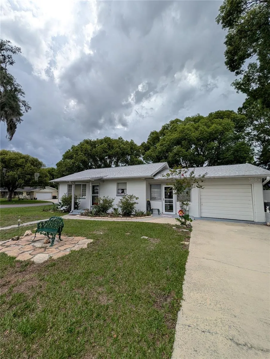 11240 SE 53RD COURT Belleview, FL 34420