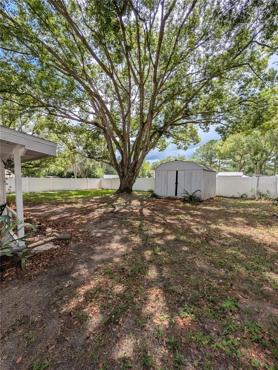11240 SE 53RD COURT Belleview, FL 34420
