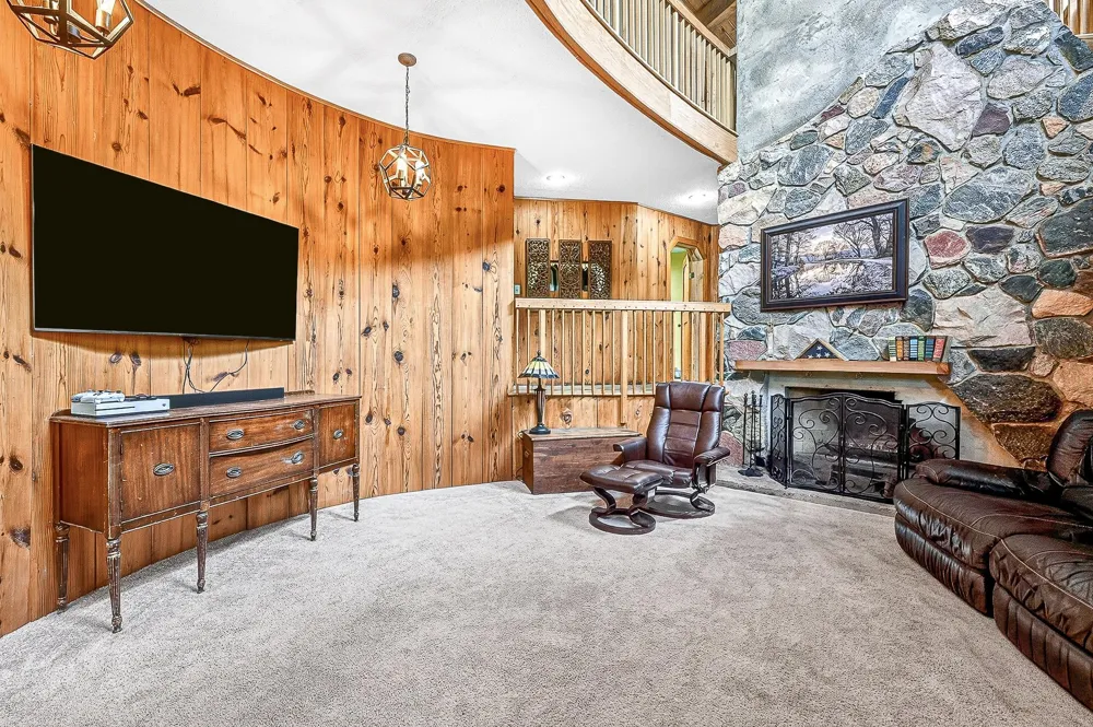 4973 S County Road F Maple, WI 54854
