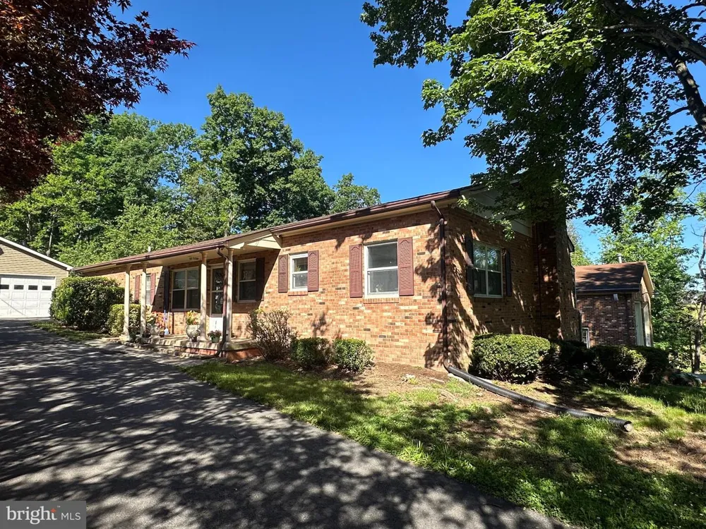 3586 RELIANCE ROAD Middletown, VA 22645