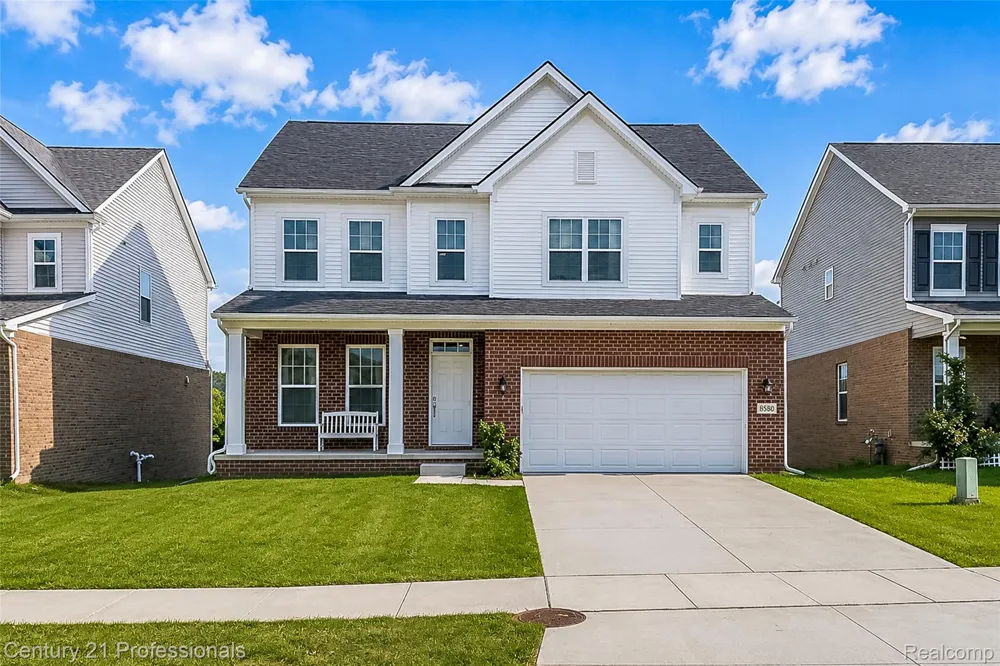 8580 Pioneer Street Washington Township, MI 48094