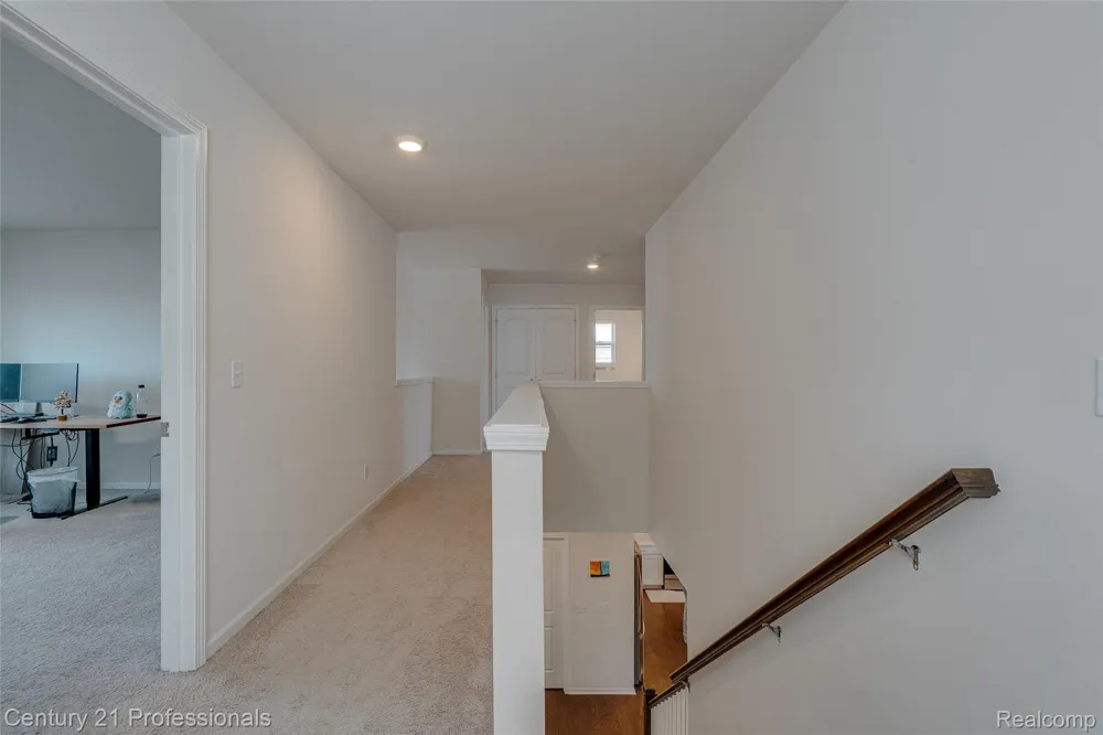 8580 Pioneer Street Washington Township, MI 48094