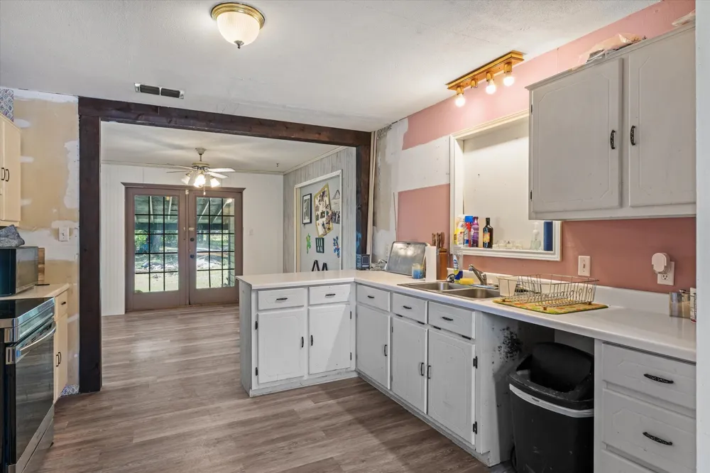1413 Vz County Road 2414 Canton, TX 75103