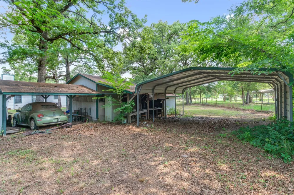 1413 Vz County Road 2414 Canton, TX 75103