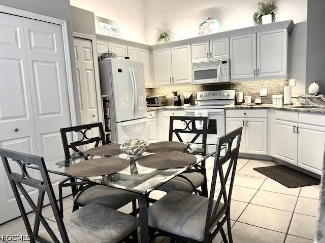 Colonial Country Club Boulevard #2205 Fort Myers, FL 33913