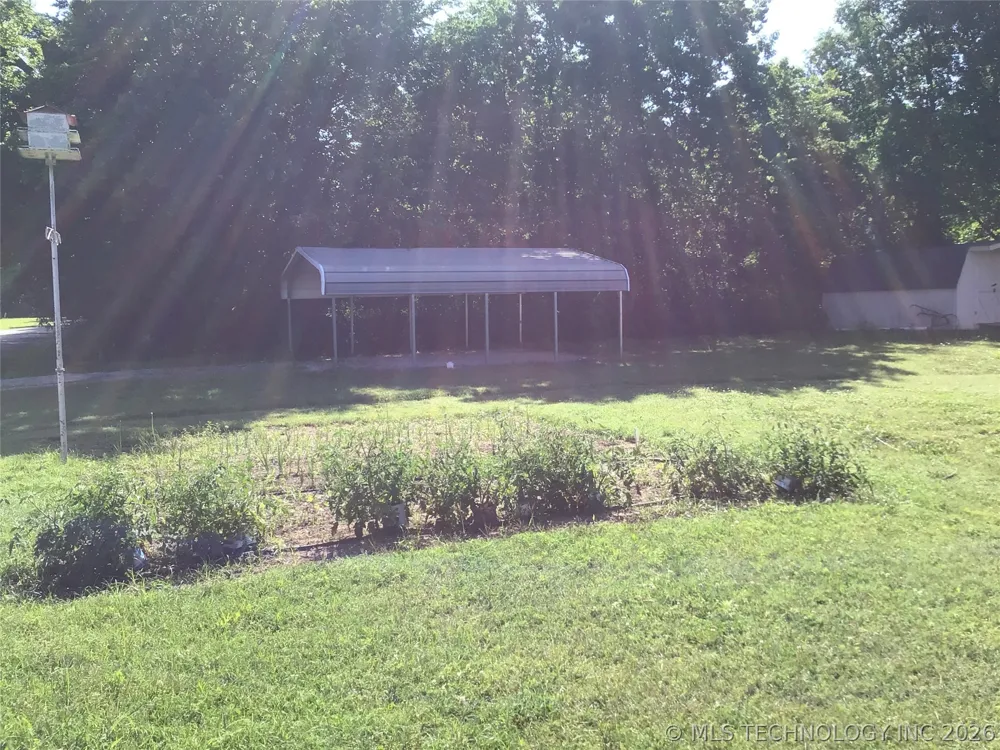 308 4th Davis, OK 73030