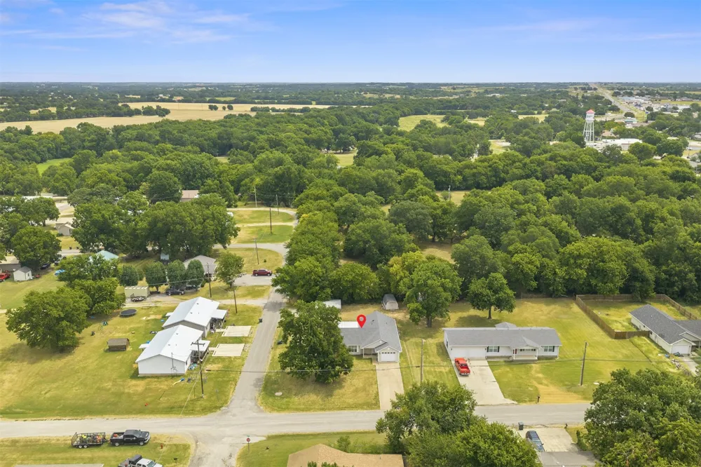 308 4th Davis, OK 73030