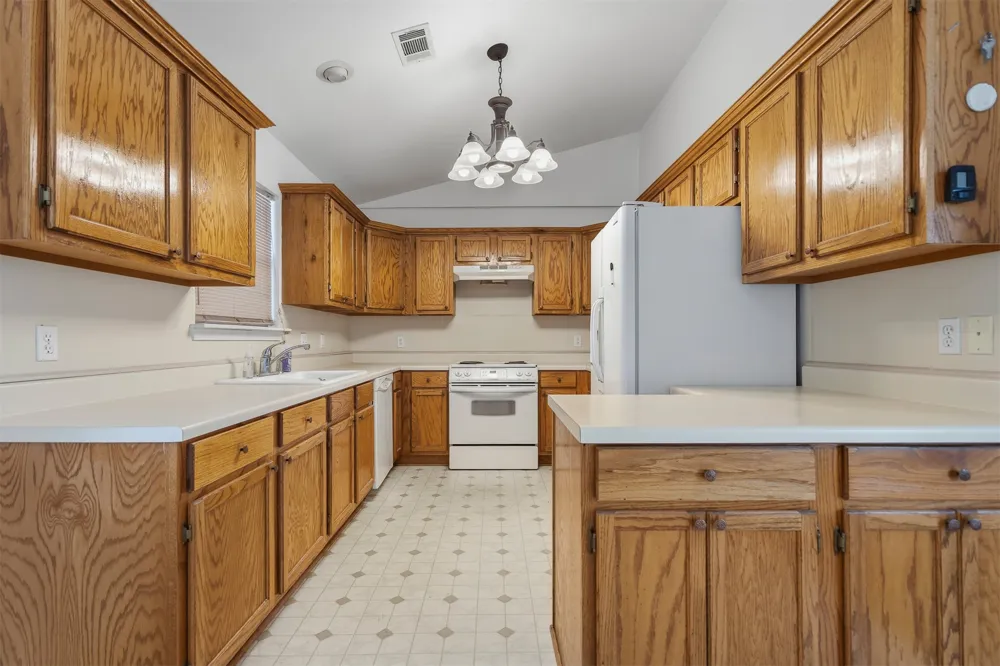 308 4th Davis, OK 73030