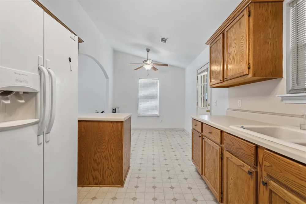 308 4th Davis, OK 73030