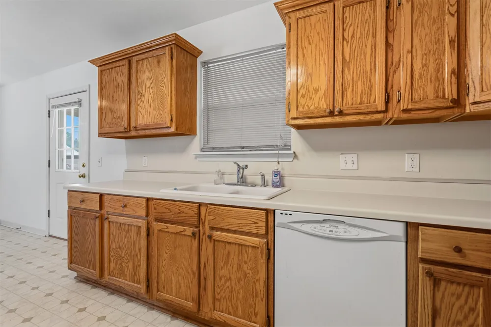 308 4th Davis, OK 73030