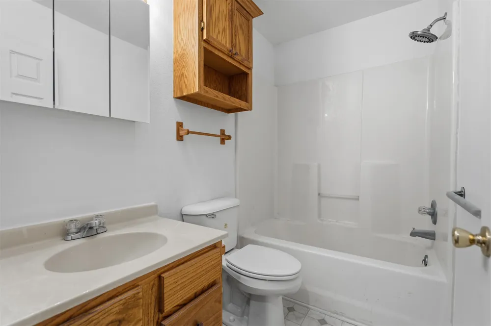 308 4th Davis, OK 73030
