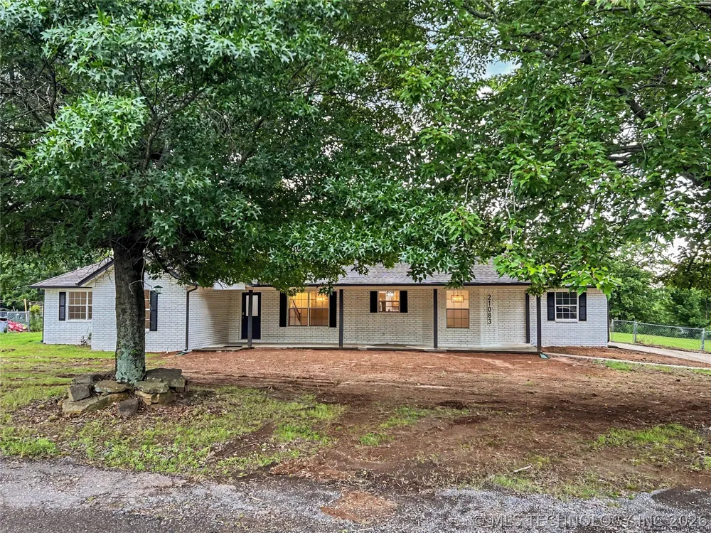 21083 S Forrest Drive Tahlequah, OK 74464