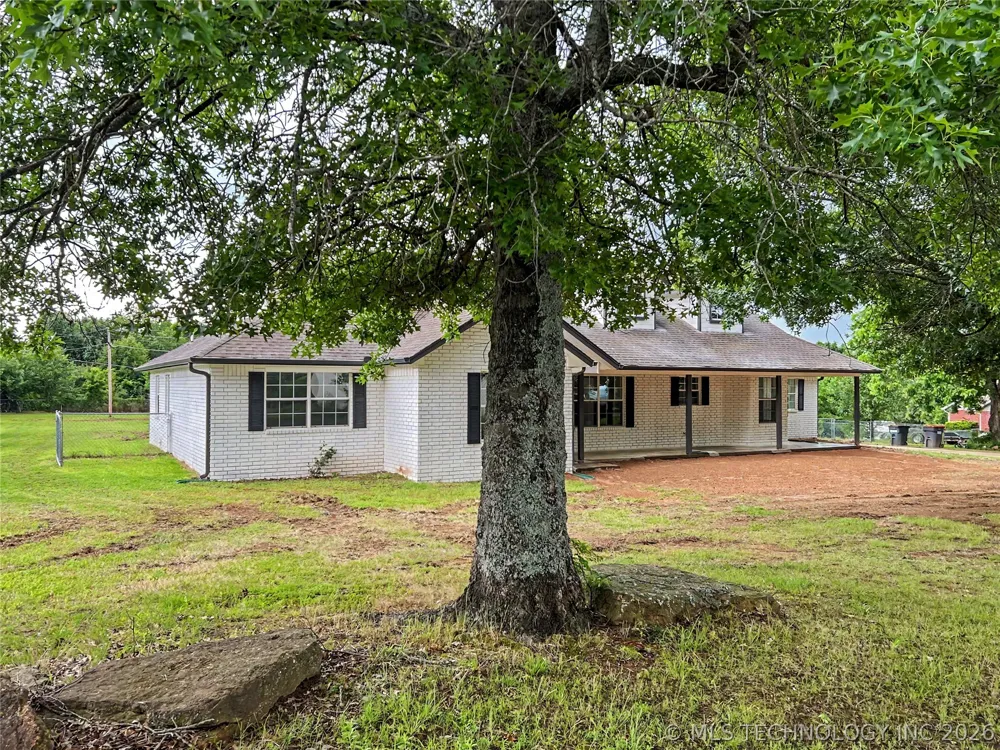 21083 S Forrest Drive Tahlequah, OK 74464
