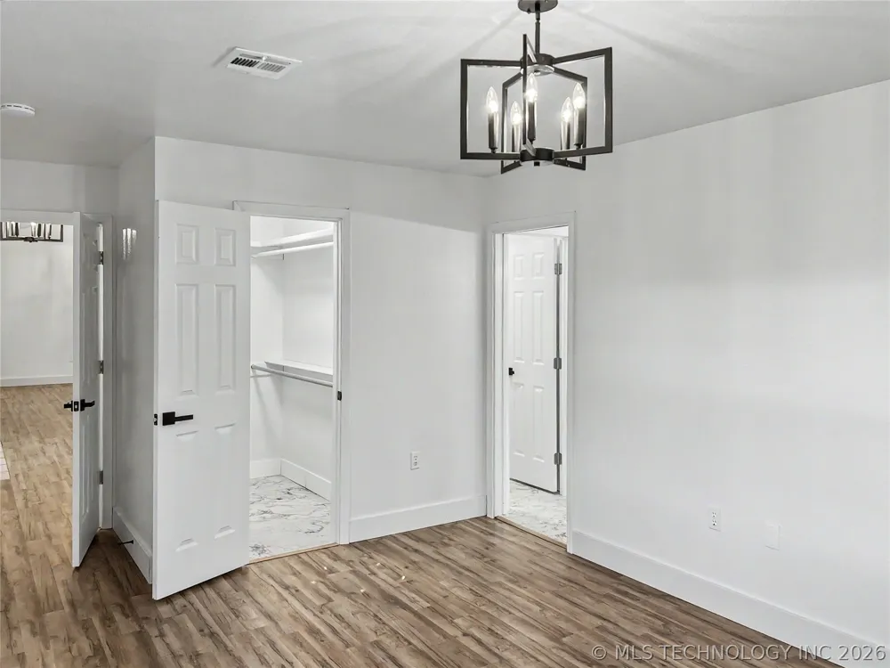 21083 S Forrest Drive Tahlequah, OK 74464