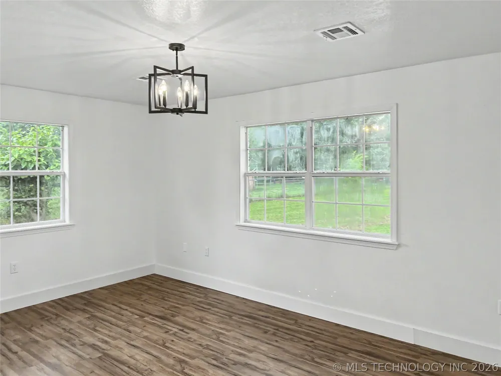 21083 S Forrest Drive Tahlequah, OK 74464