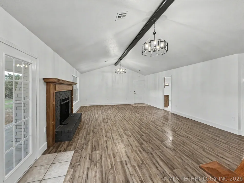 21083 S Forrest Drive Tahlequah, OK 74464