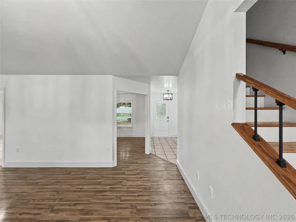 21083 S Forrest Drive Tahlequah, OK 74464