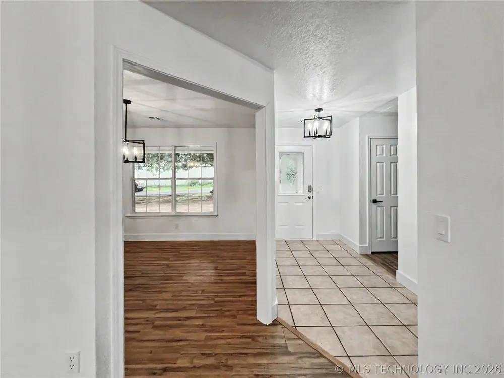 21083 S Forrest Drive Tahlequah, OK 74464