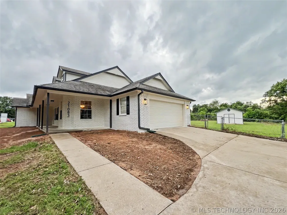 21083 S Forrest Drive Tahlequah, OK 74464