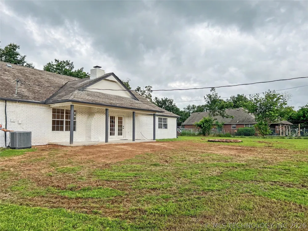 21083 S Forrest Drive Tahlequah, OK 74464