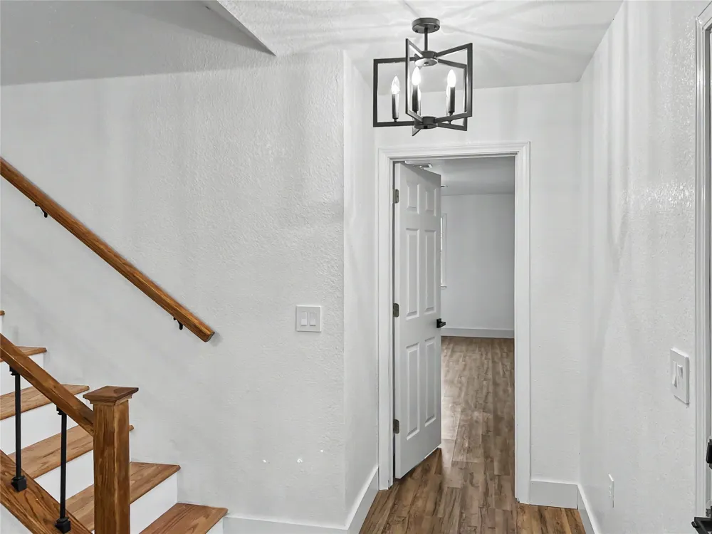 21083 S Forrest Drive Tahlequah, OK 74464