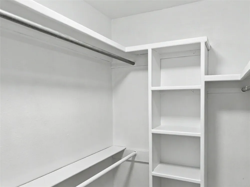 21083 S Forrest Drive Tahlequah, OK 74464