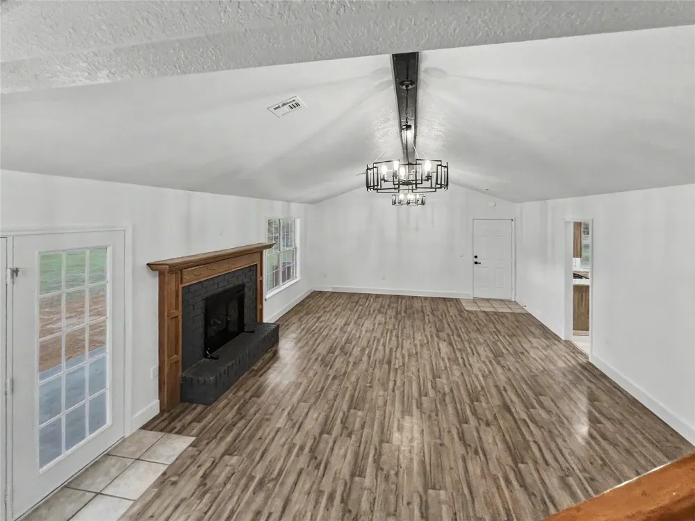 21083 S Forrest Drive Tahlequah, OK 74464
