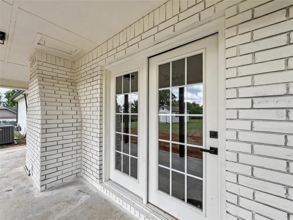 21083 S Forrest Drive Tahlequah, OK 74464