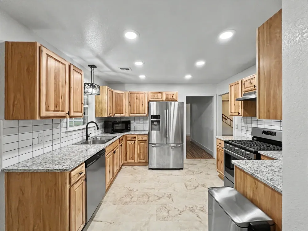 21083 S Forrest Drive Tahlequah, OK 74464