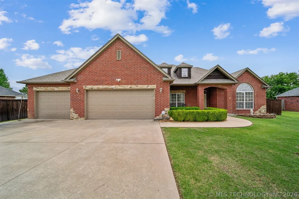 1401 S Choctaw Street