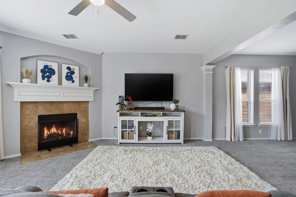 908 Lake Hollow Drive Little Elm, TX 75068